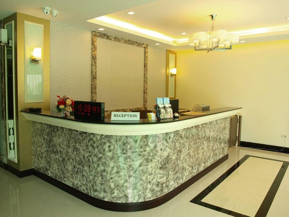 V Residence Pattaya Extérieur photo