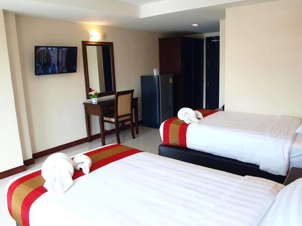 V Residence Pattaya Extérieur photo