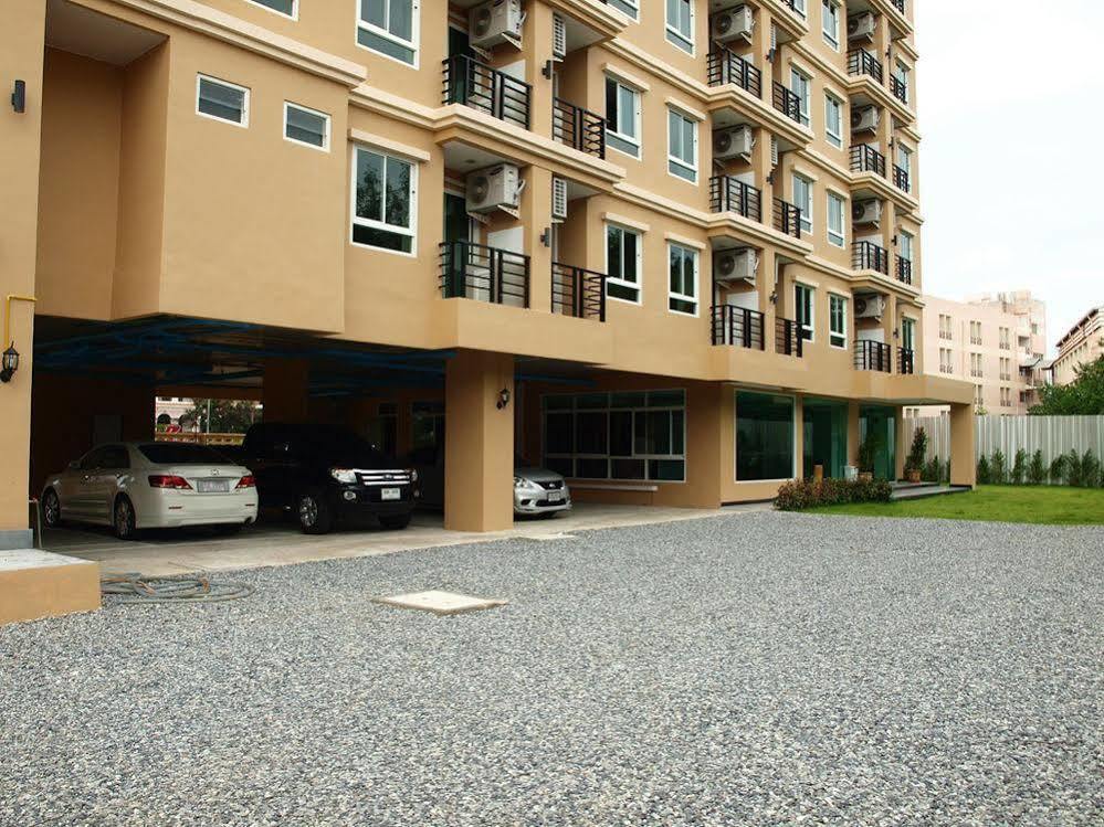 V Residence Pattaya Extérieur photo
