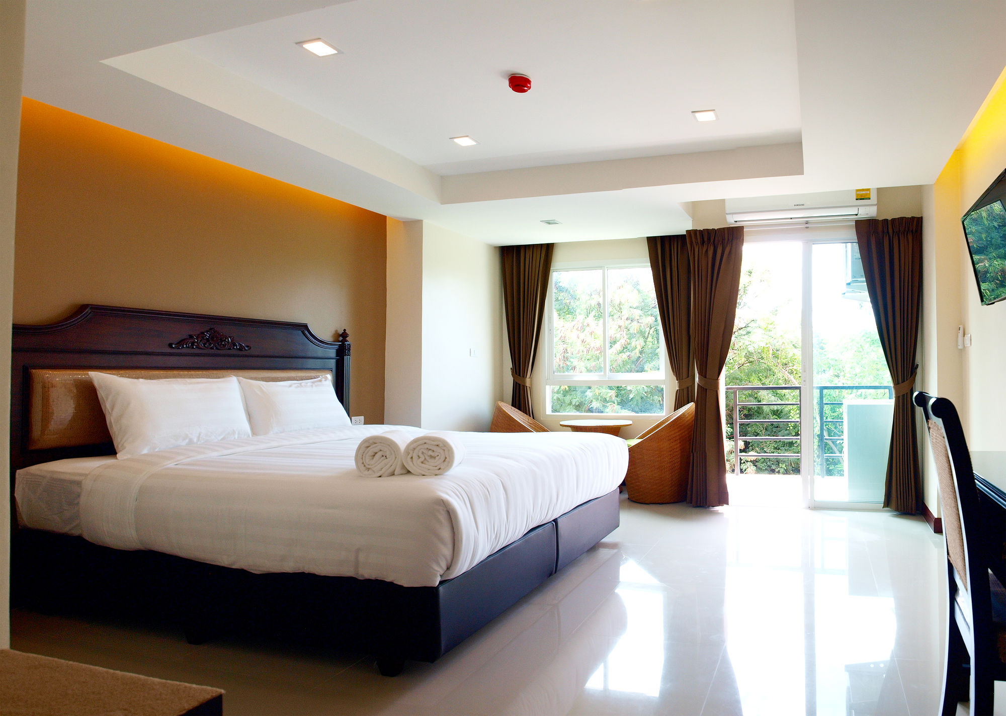 V Residence Pattaya Extérieur photo