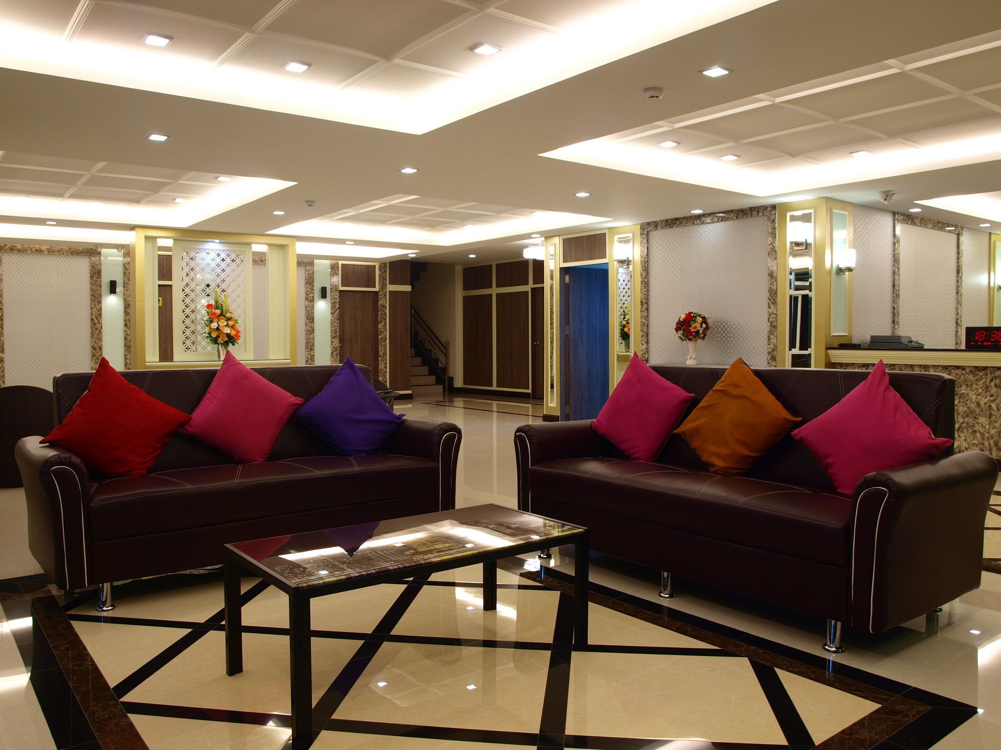 V Residence Pattaya Extérieur photo