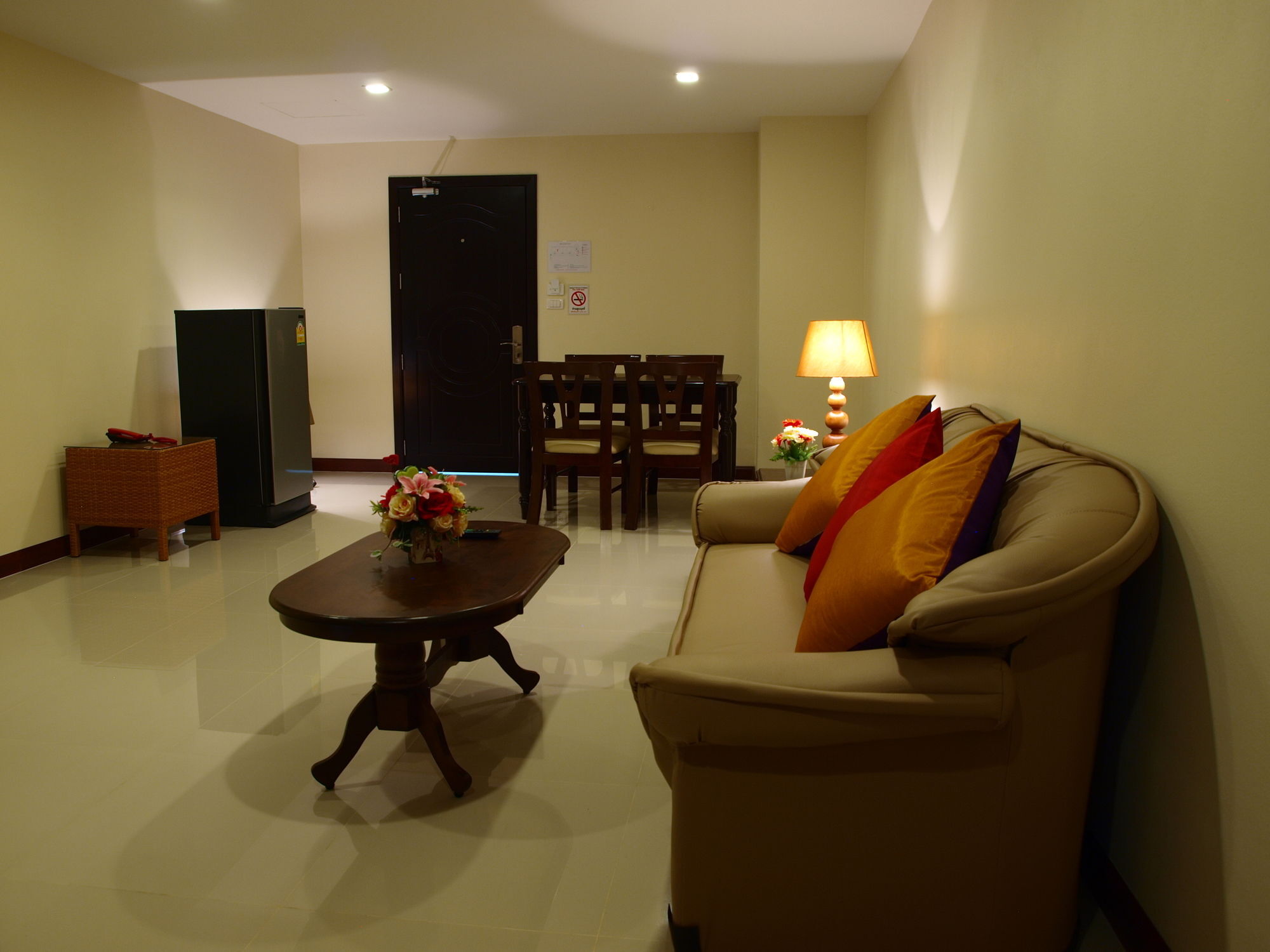 V Residence Pattaya Extérieur photo